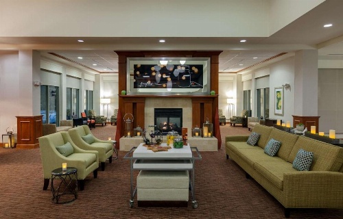 Hilton Garden Inn Lake Forest image 15