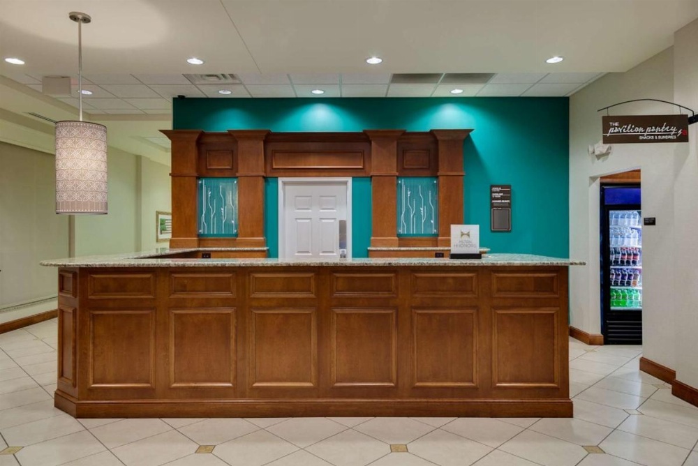 Hilton Garden Inn Lake Forest Image 16