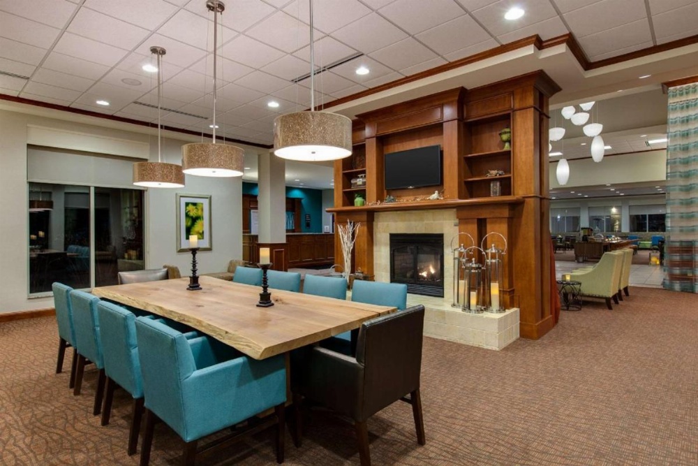 Hilton Garden Inn Lake Forest Image 17