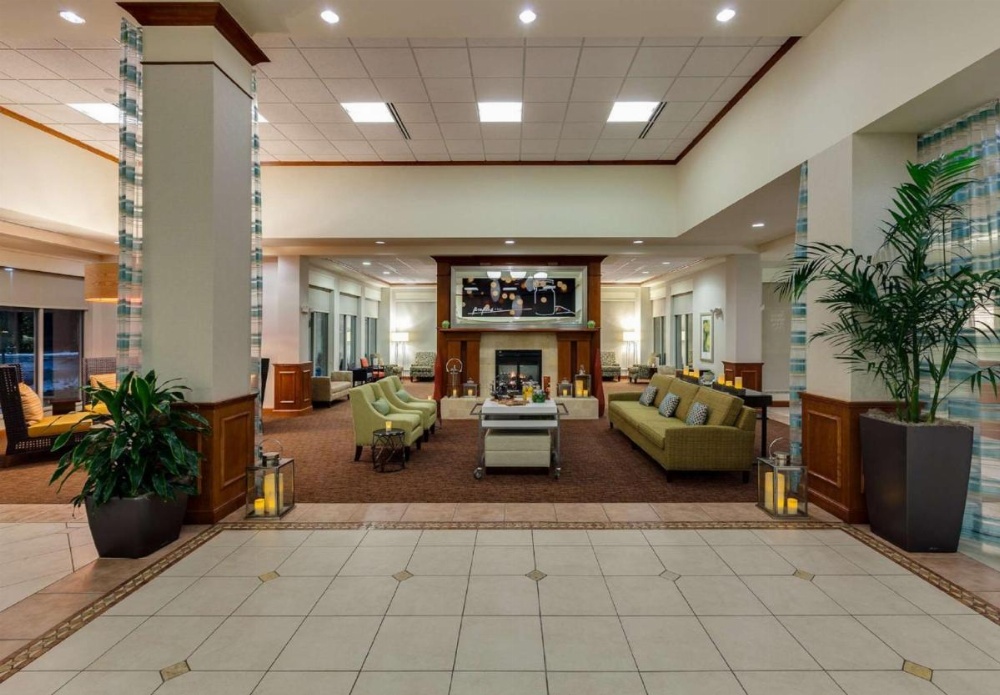 Hilton Garden Inn Lake Forest Image 19