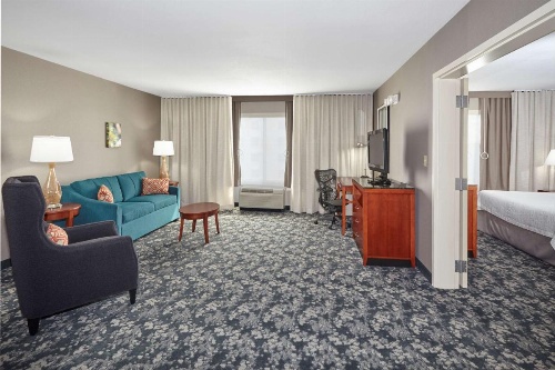 Hilton Garden Inn Lake Forest image 30