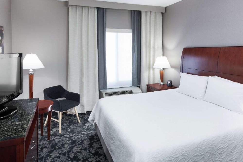 Hilton Garden Inn Lake Forest Image 39